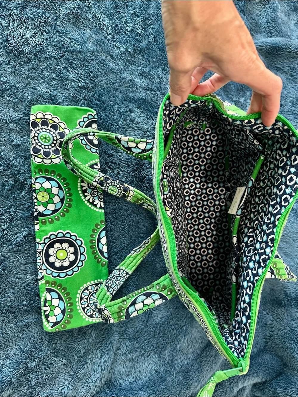 Vera Bradley bring cheerful